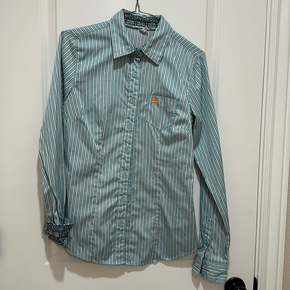 Cinch size small.